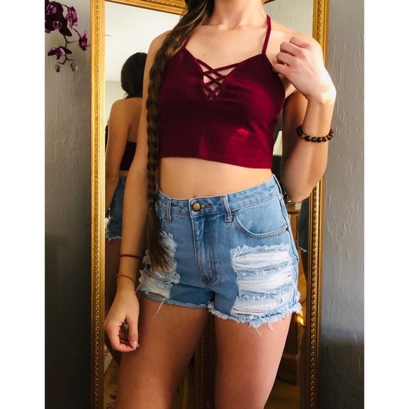 T-Back Cropped Tank - Picture 2 of 8